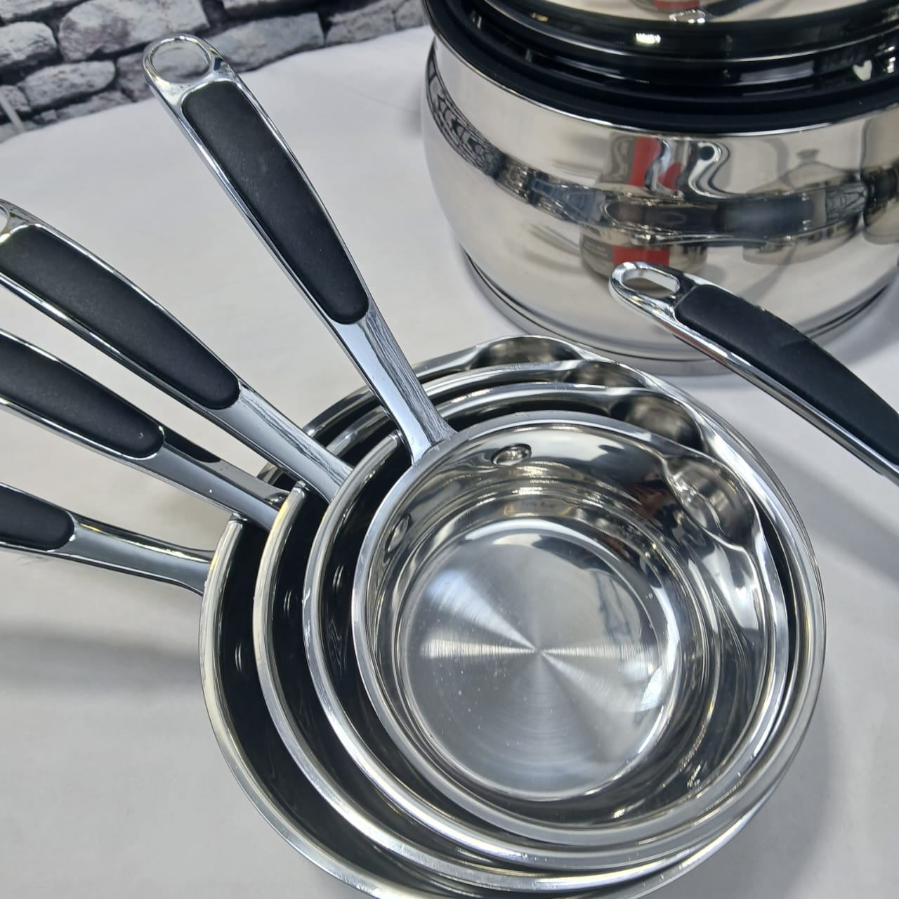 Pack Inox Luxe 15 Pièces + Couscousier 6 Litr